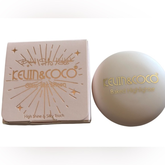 Kevin & Coco Baked Highlighter - Picture 2 of 3